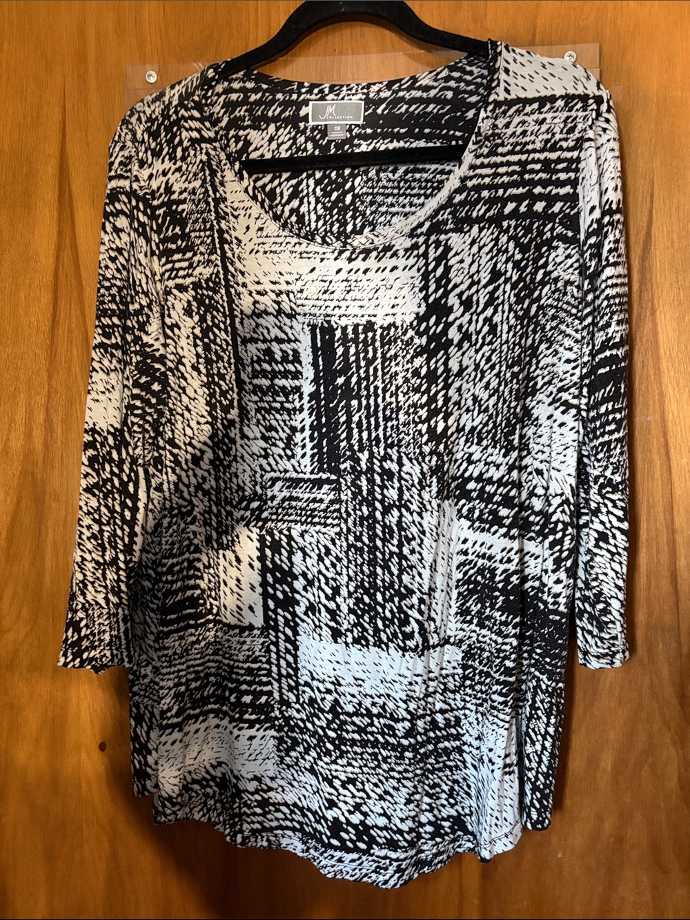 JM Collection Black & White Patterned Top - Picture 3 of 6